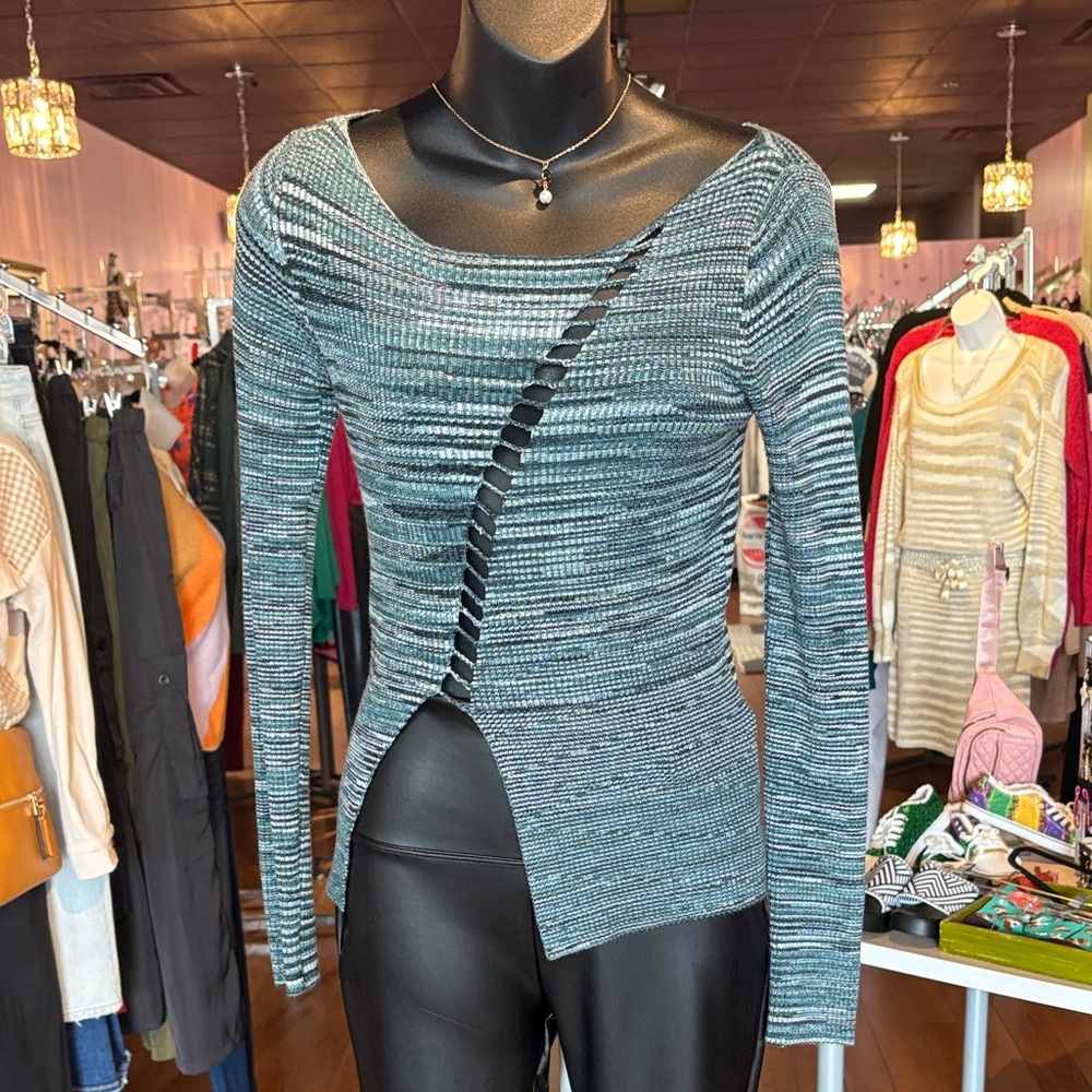 Stylish Women's Crew Neck Sweater
